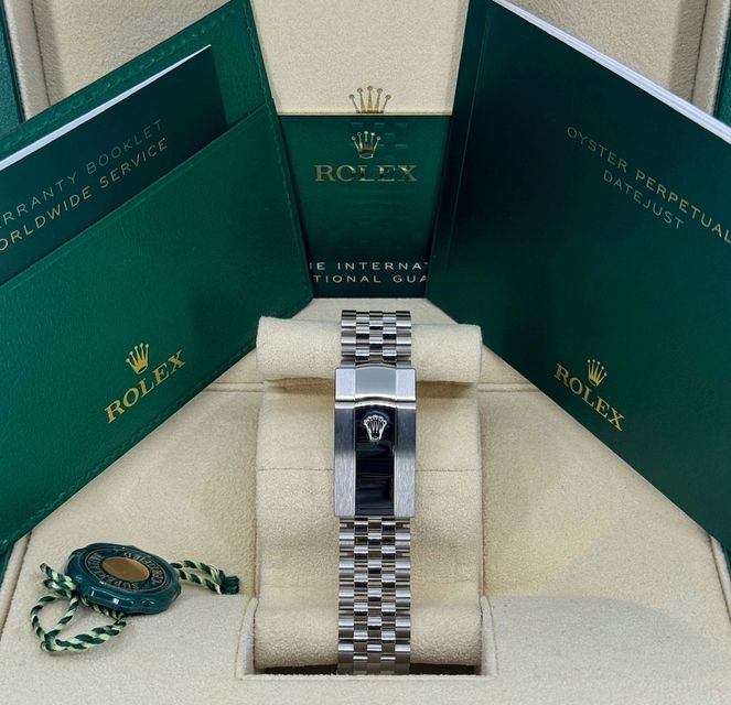 Rolex Datejust 41 126300 Image 3